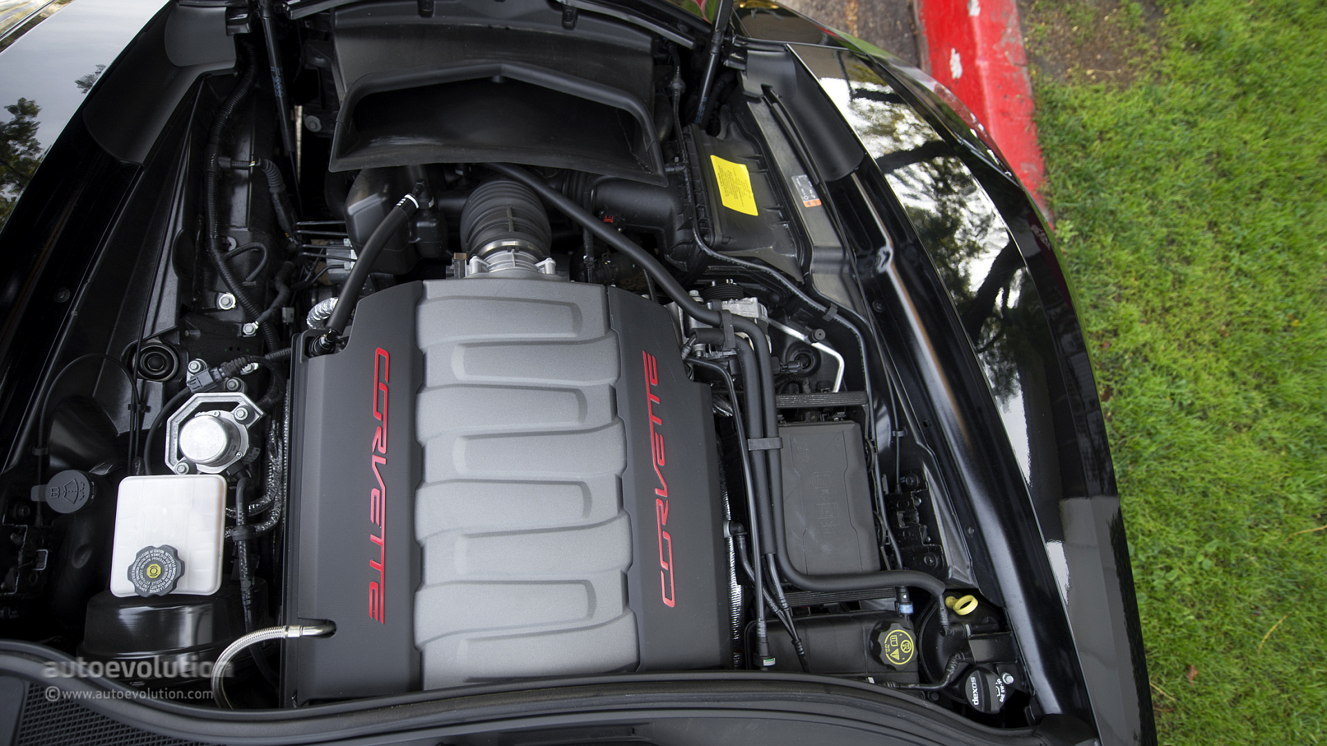 2023 Chevrolet Corvette engine
