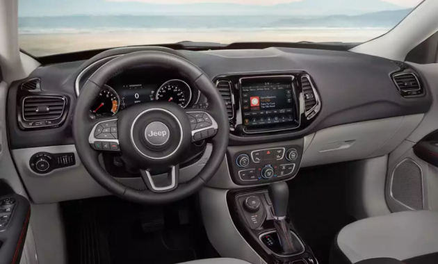 2018 Jeep Compass Interior