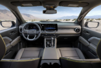 2024 Chevrolet Colorado Interior