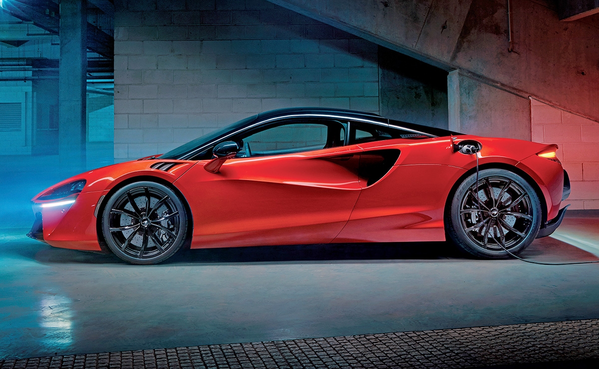 2026 McLaren Artura