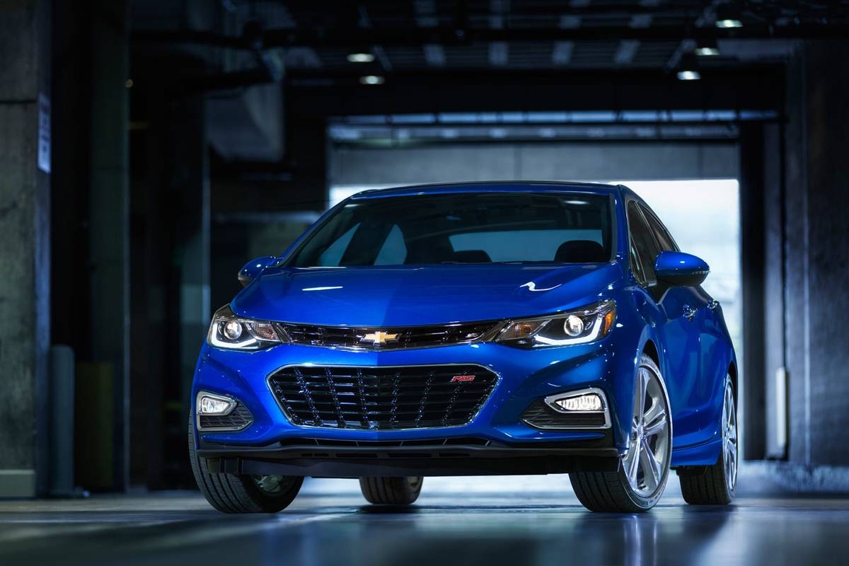 2016 Chevrolet Cruze First Look Cars