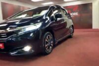 2016 Honda Shuttle 1 5 HYBRID AUTO W REVERSING CAMERA YouTube
