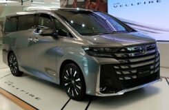 2025 Toyota Vellfire Hybrid 2 5 E Four In Depth Walkaround Exterior Interior YouTube