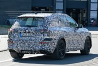 2026 Audi SQ7 Flaunts Quad Exhaust In First Spy Photos Carscoops