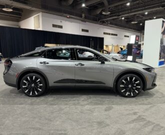 2026 Toyota Crown Here Are The 2 Changes In The Hybrid Sedan