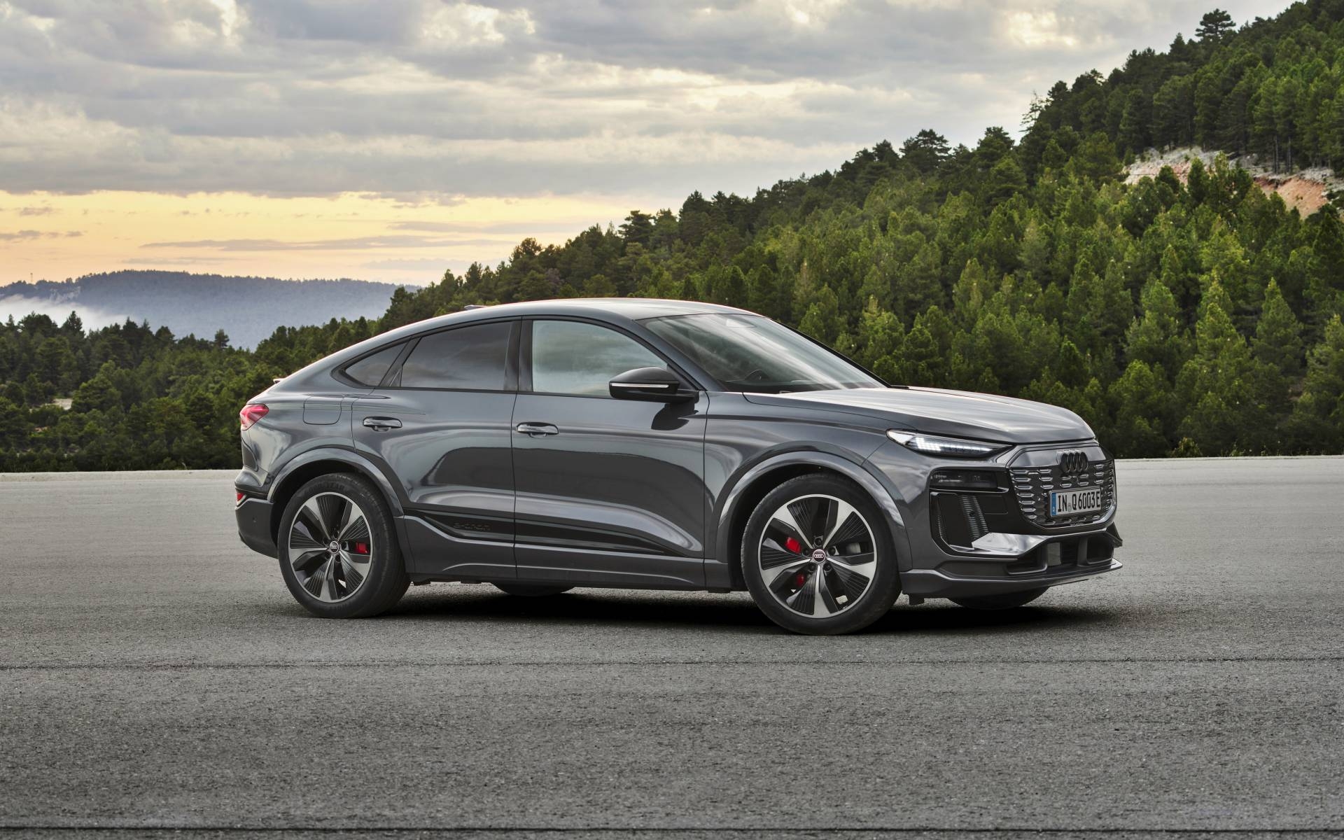 2026 Audi Q6 Sportback e-tron