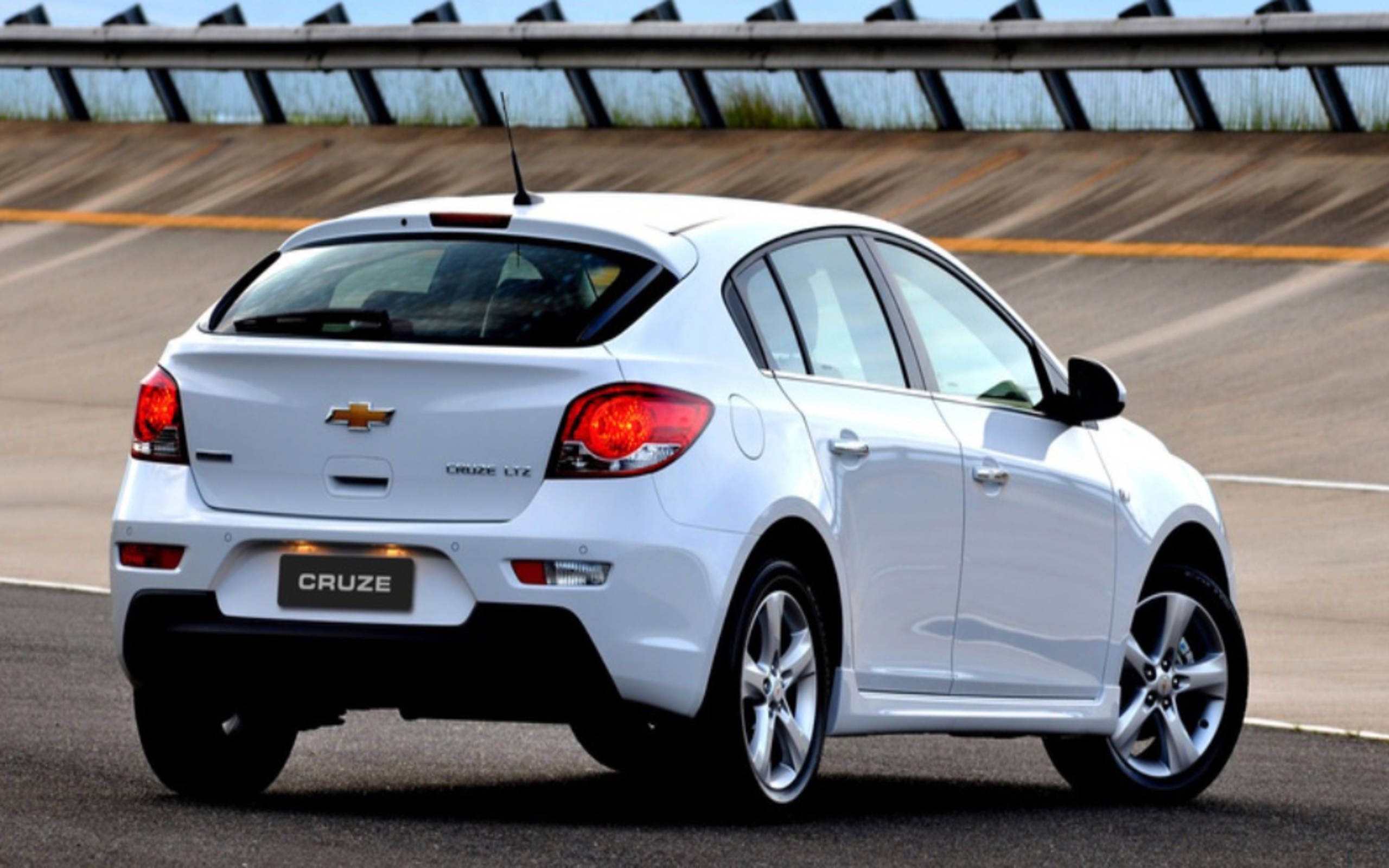 Chevrolet Cruze Hatchback Will Finally Be Offered In The US