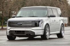 Imaginary Ford Flex Lightning Oddly Hits Both The Right And Wrong Cues At Once Autoevolution