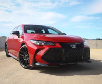 Toyota Avalon Generations Key Updates Across All Model Years