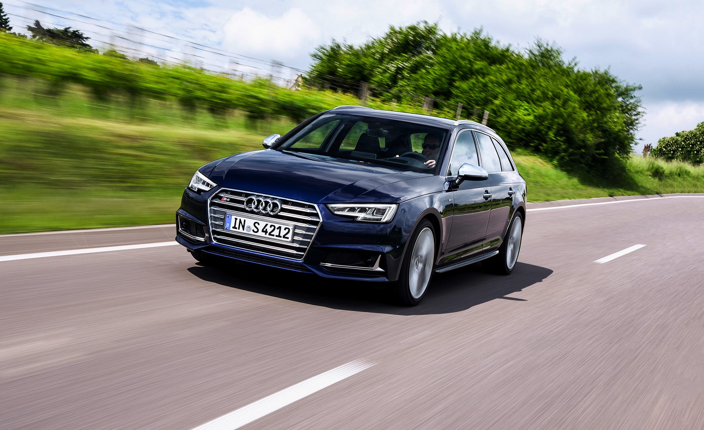 2017 Audi S4 Avant Wagon First Drive Review Car And Driver