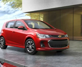 2017 chevrolet sonic first look cars
