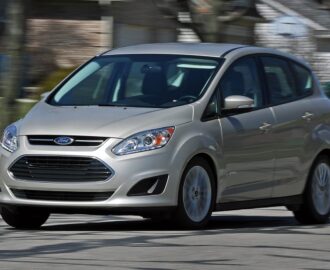 2017 Ford C Max C Max Energi Review Pricing And Specs