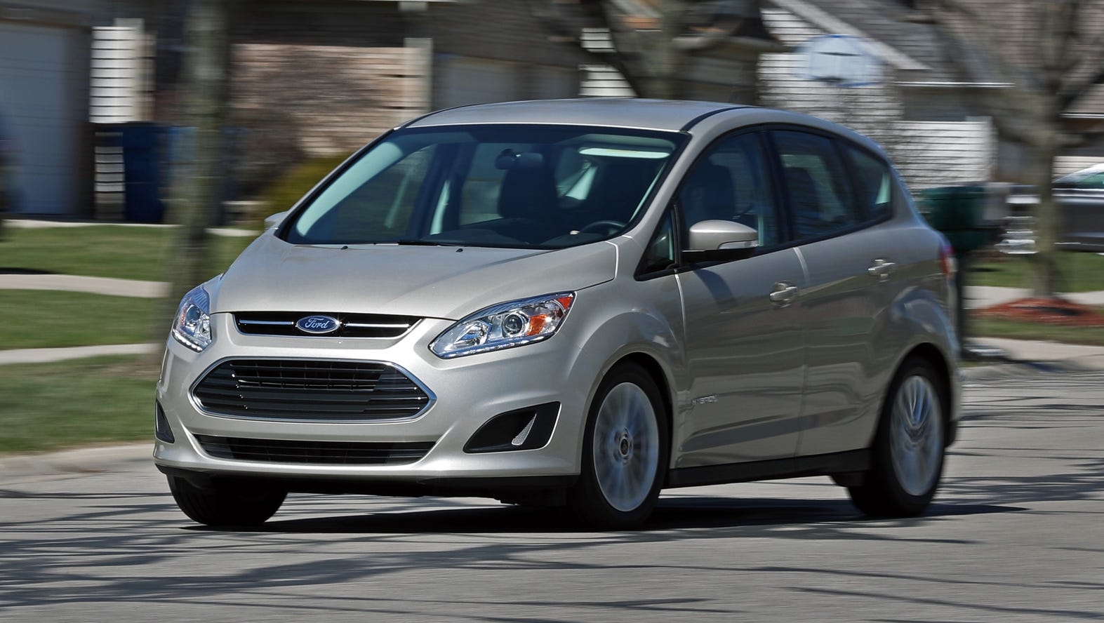 2017 Ford C Max C Max Energi Review Pricing And Specs
