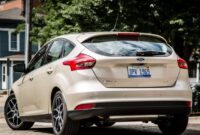 2017 ford focus review pricing and specs