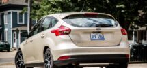 2017 ford focus review pricing and specs
