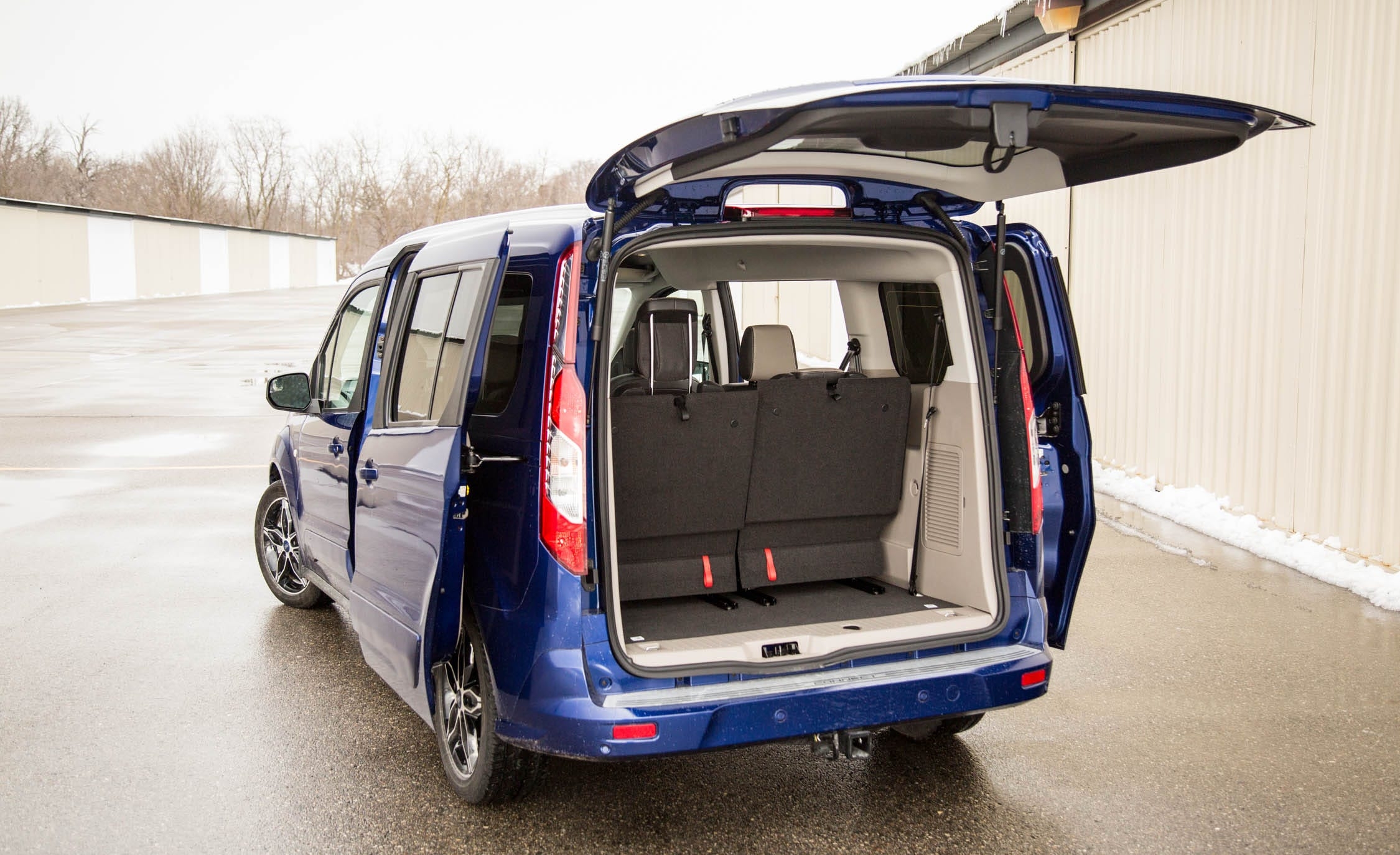 2017 ford transit connect review pricing and specs