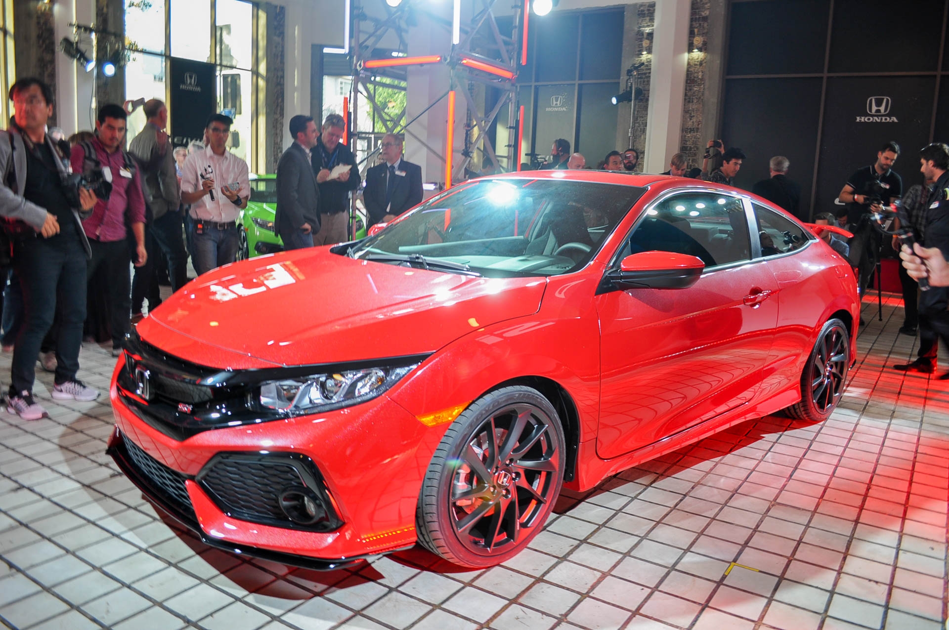 2017 honda civic si coupe prototype debuts at la auto show