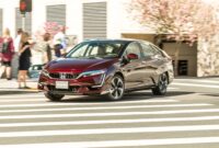 2017 honda clarity fuel cell test review car and driver