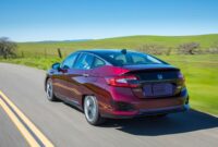 2017 honda clarity review pricing and specs