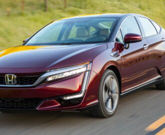 2017 honda clarity review pricing and specs