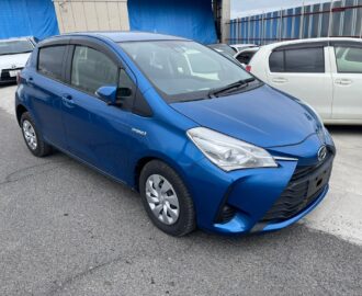 2018 Toyota Vitz Yaris Hybrid Blue 46 363 KM Auto Waves