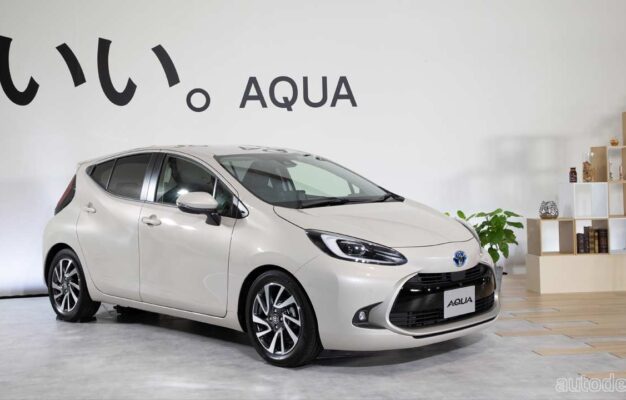 2nd Gen Toyota Aqua Hybrid Launched In Japan Autodevot