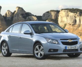Chevrolet Cruze Sedan Launched In India Autoevolution
