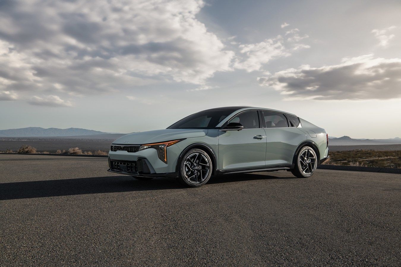 first look at the upcoming 2025 kia k4