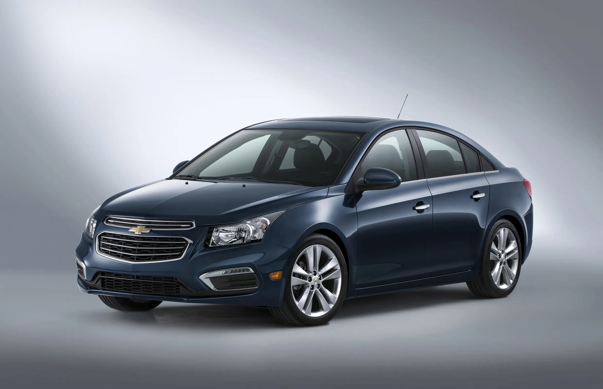 GM Will Build Next generation Chevy Cruze In Mexico Driving