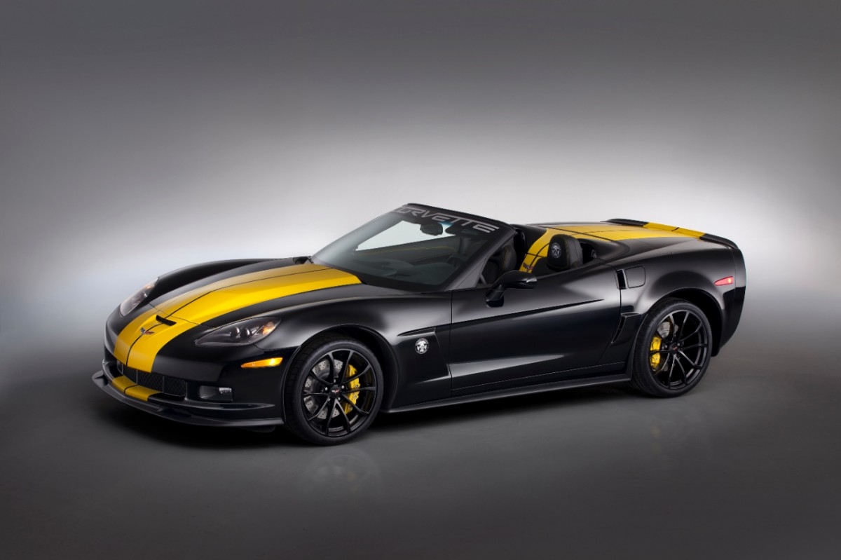 guy fieri s corvette 427 convertible fetches 270 000 at barrett