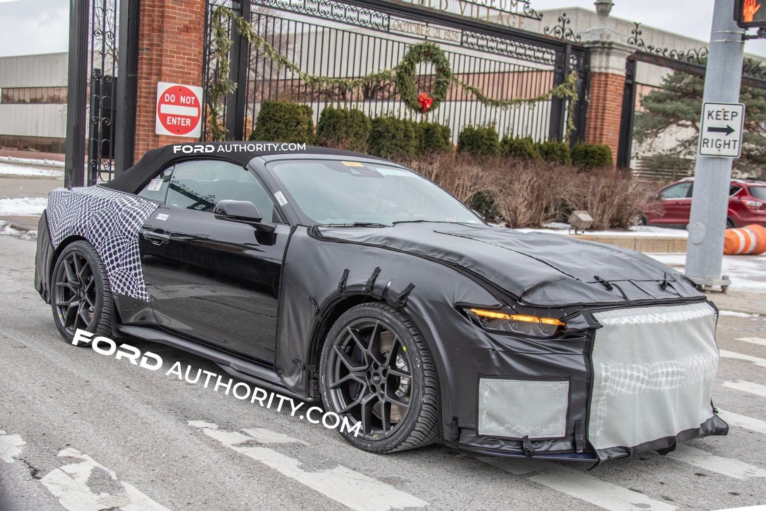 mustang shelby gt500 cobra will revive convertible photos