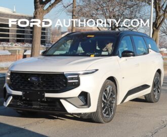 Next Gen Ford Edge ST Line Spotted Completely Uncovered