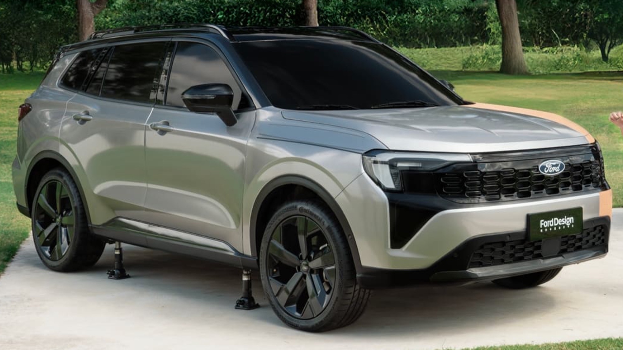 Refreshed Ford Equator Sport PHEV Debuts For China