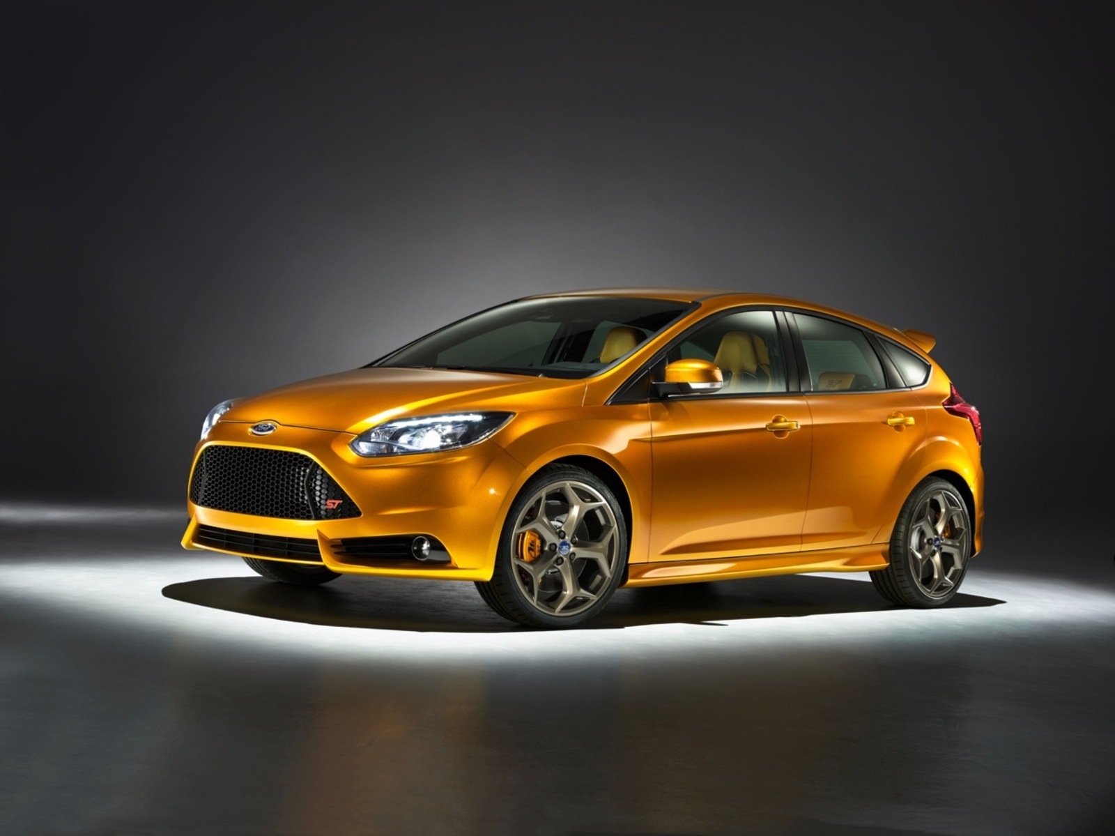 sporty ford focus coupe in the works