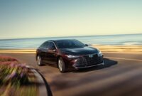 toyota axes the avalon after 2022 ending its 27 year u s
