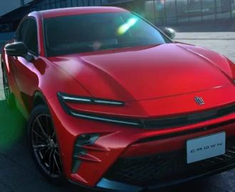 toyota launches the crown sport hybrid phev with 302 horsepower